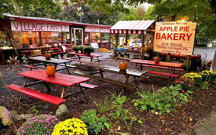 Village Farmer and Bakery exterior of place and picnic tables out front