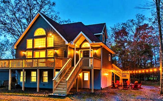 White Oak Chalet Exterior