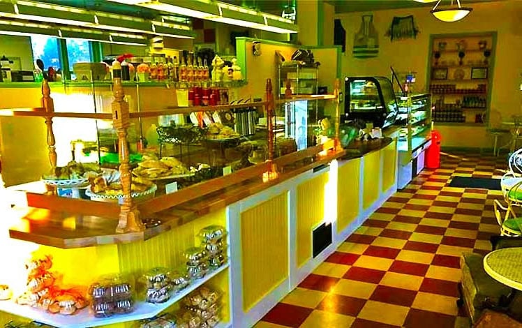 Cakes and Scones Interior