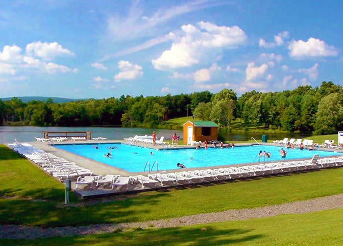 camp-pocono-springs-pool