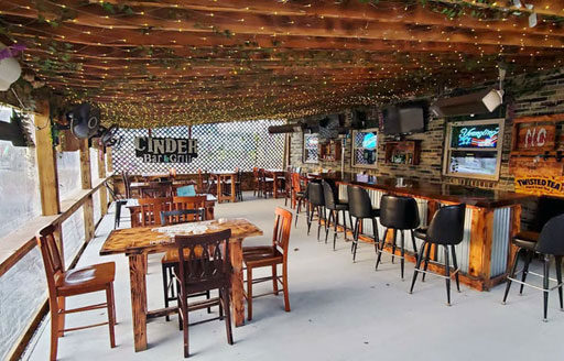 cinder-inn-outdoor-bar