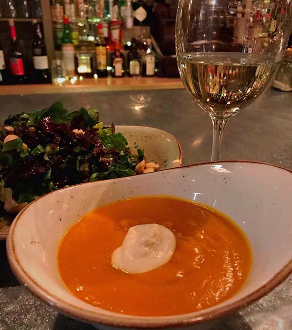 dyberry-forks-farm-to-table-honesdale-carrot-bisque-with-salad