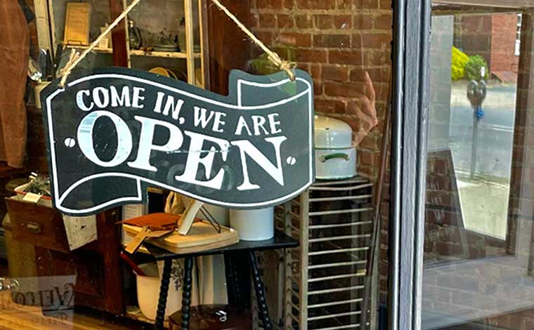 dyberry mercantile front door