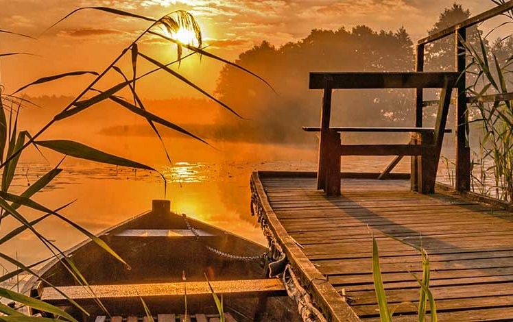 emerald lakes lake at sunset