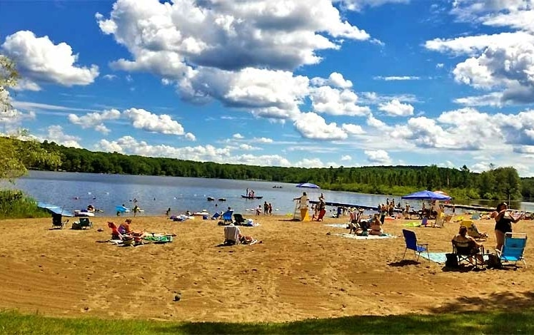 gold key lake swimming area