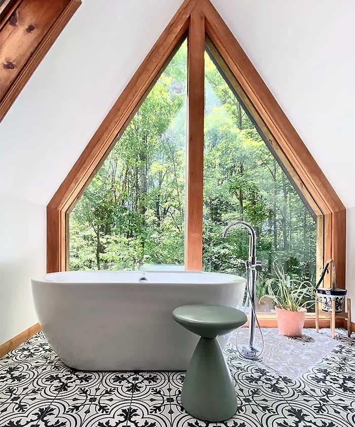 hideout a-frame bathtub