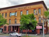 hotel-wayne-building-from-the-street