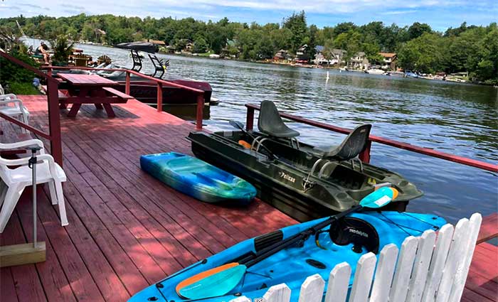 lake harmony house dock kayaks