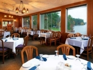 lake naomi clubhouse dining room