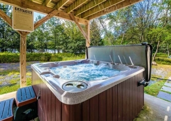 lakestone hot tub