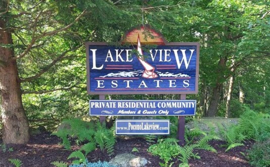 Lake View Estates community sign