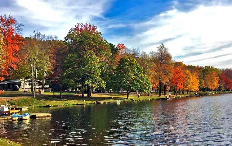 locust lake village picture of lake