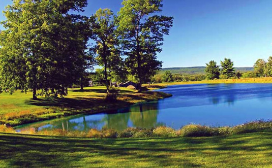 mount airy casino golf course pond
