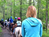 mountain-creek-riding-stable-group-ride