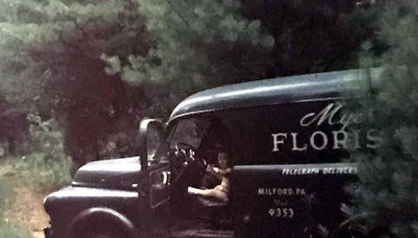 myers-the-florist-delivery-van-1950