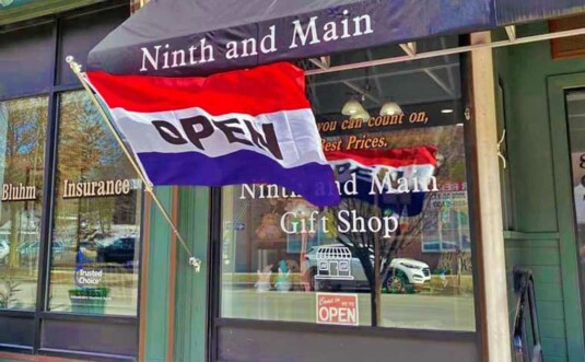 ninth and main gift shop exterior