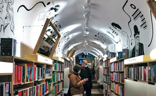 one grand books interior