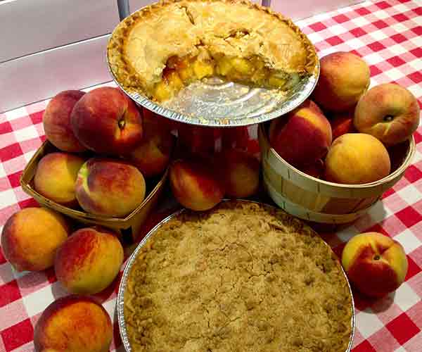 pocono-farmstand-peach-pie