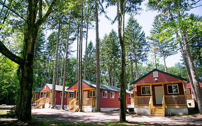 pocono-springs-summer-camp-cabins