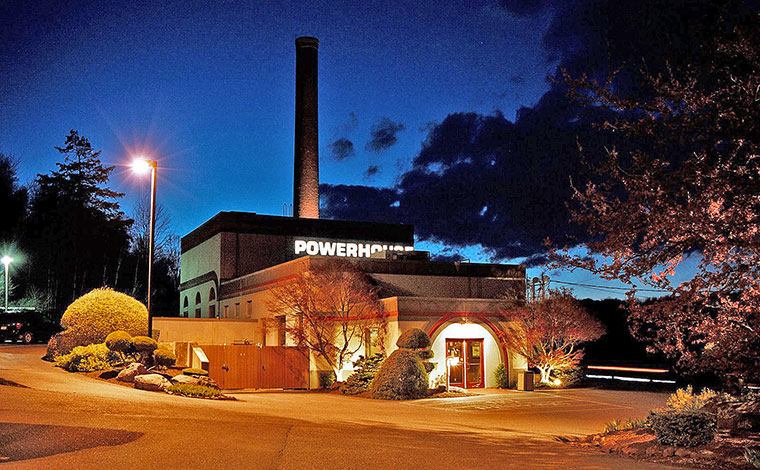 powerhouse-eatery-exterior-night