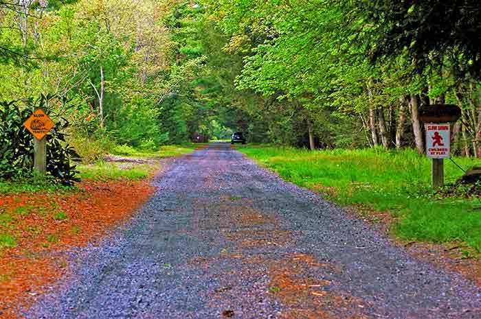 roundstone camping resort entrance road