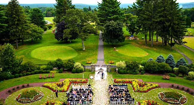 skytop-lodge-weddings-altar-south-lawn
