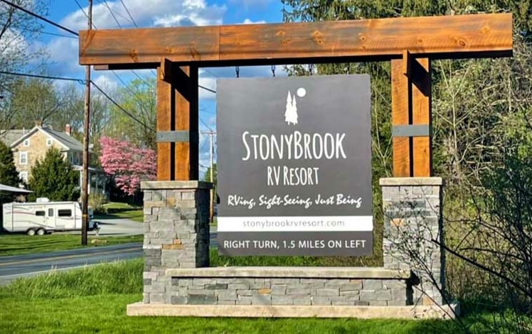stonybrook rv resort road sign