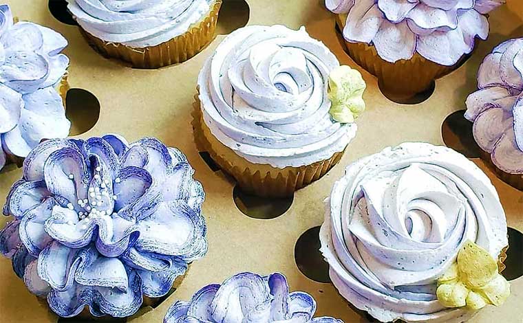 sugar lush flower cupcakes