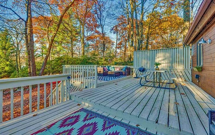 the lake chalet front deck