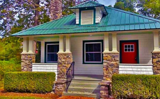 The Shawnee Bungalow Exterior