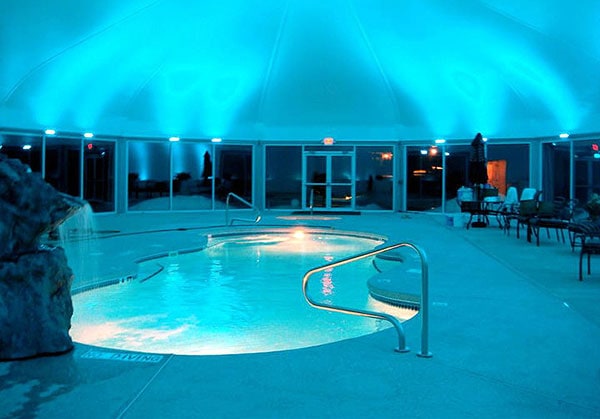 the-village-at-pocono-indoor-pool