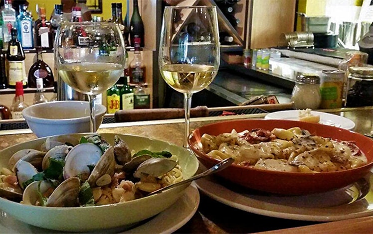 trattoria-903-bowls-of-pasta-and-wine-at-bar