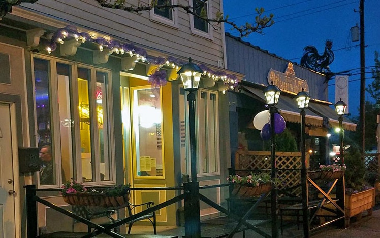 Twisted Rail Tavern storefront exterior