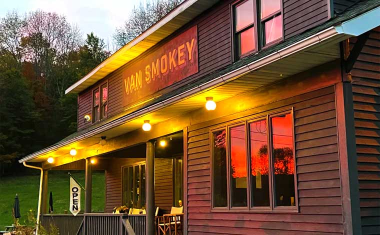 van smokey restaurant and bar exterior
