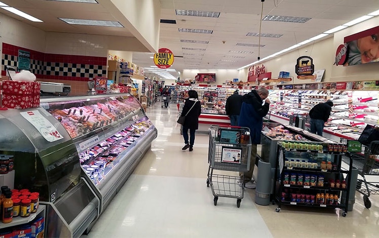 Weis markets Tannersville meat aisle
