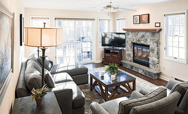 woodloch-pines-living-room-2